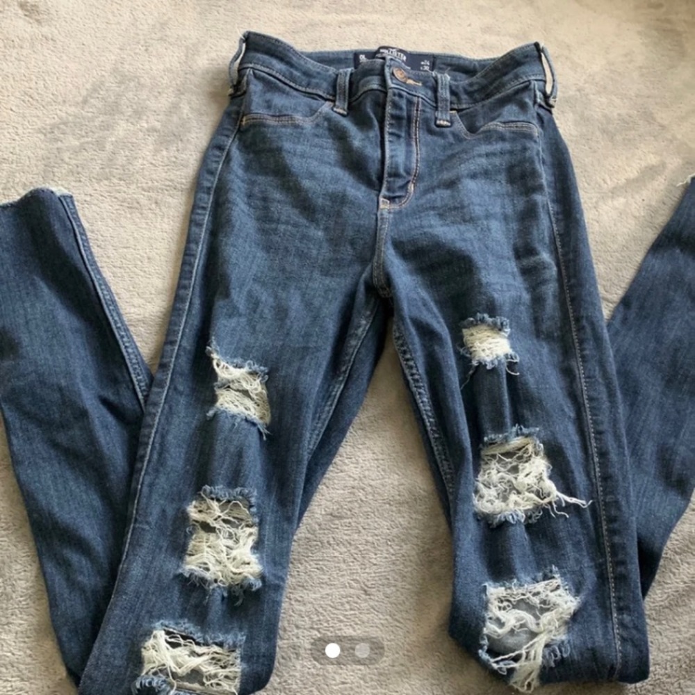 hollister ripped jeans